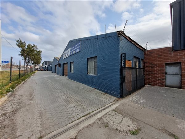 507  m² Industrial space