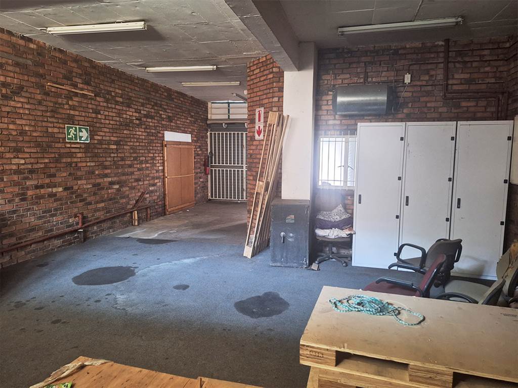 120  m² Commercial space in Benoni Central photo number 5