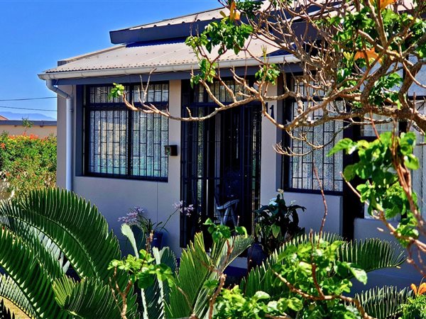 3 Bedroom House 3 Bedroom House