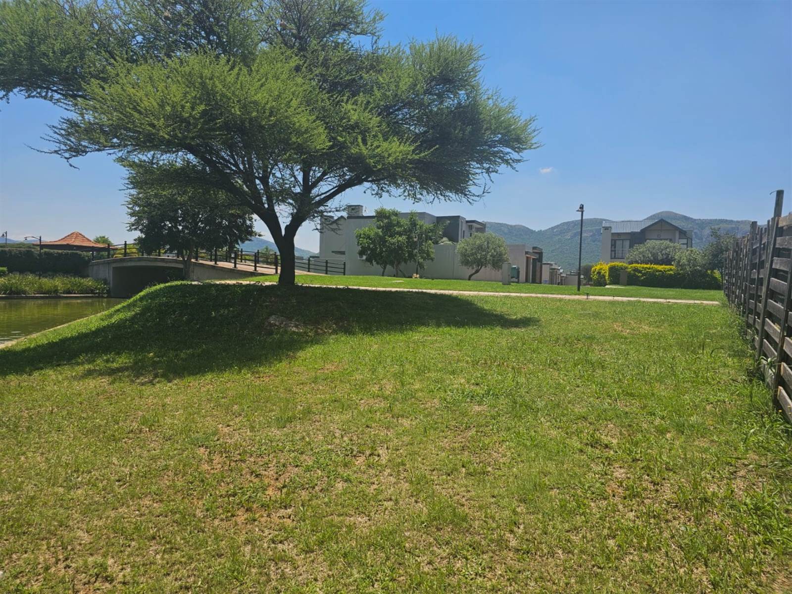 819 m² Land available in The Islands Estate photo number 5