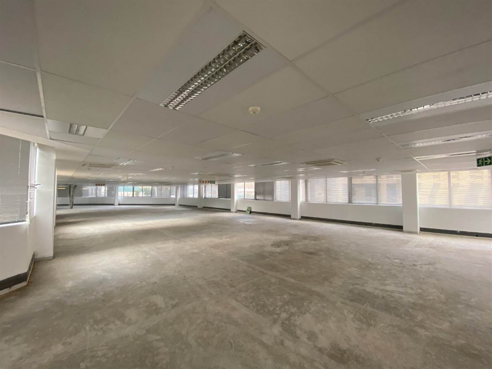 745  m² Office Space in Centurion CBD photo number 15