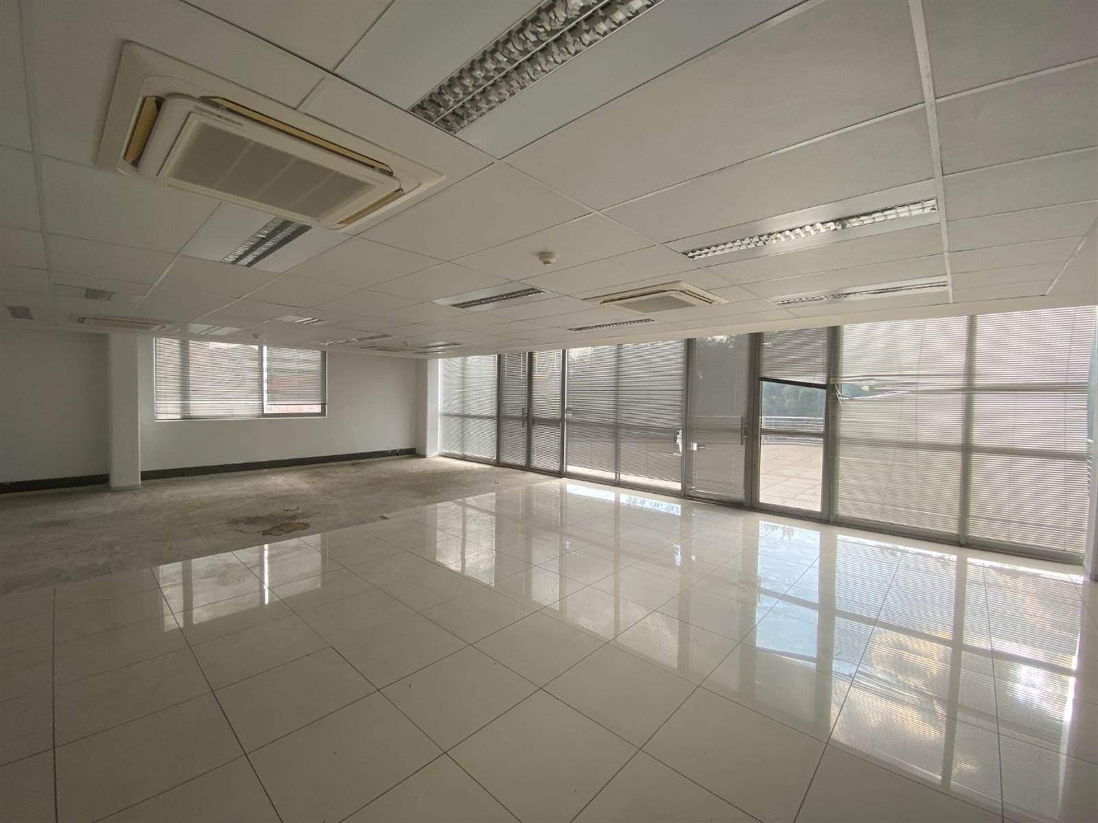 745  m² Office Space in Centurion CBD photo number 18