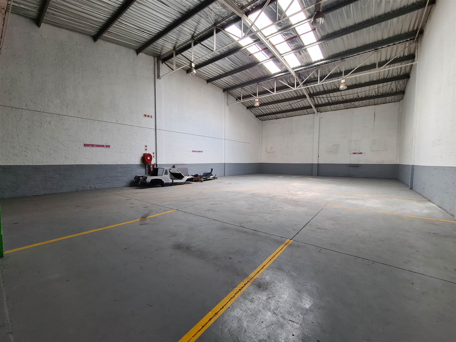 460  m² Industrial space in Spartan photo number 3