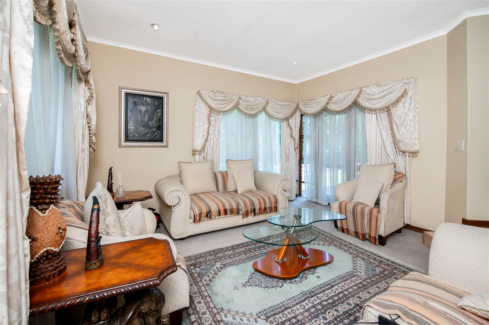 4 Bed House in Kyalami Estate photo number 3