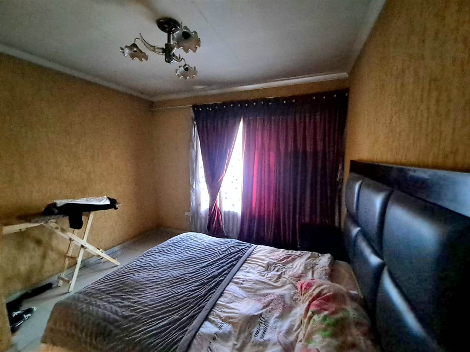 3 Bed House in Vosloorus photo number 13