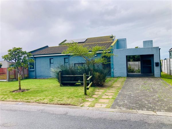 3 Bedroom Townhouse 3 Bedroom Townhouse
