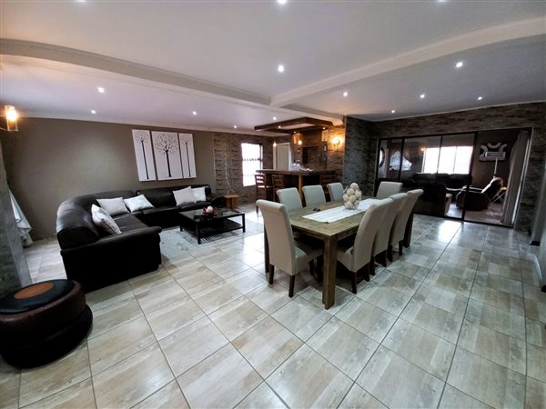 5 Bedroom House