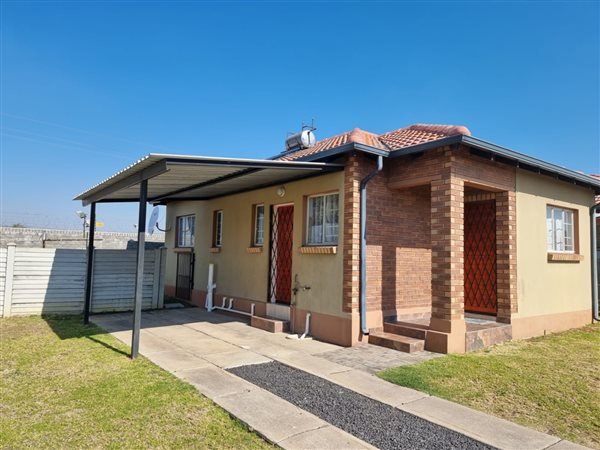 3 Bed House in Waterkloof East