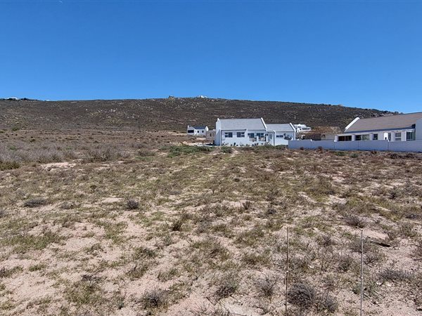 706 m² Land available in St Helena Bay
