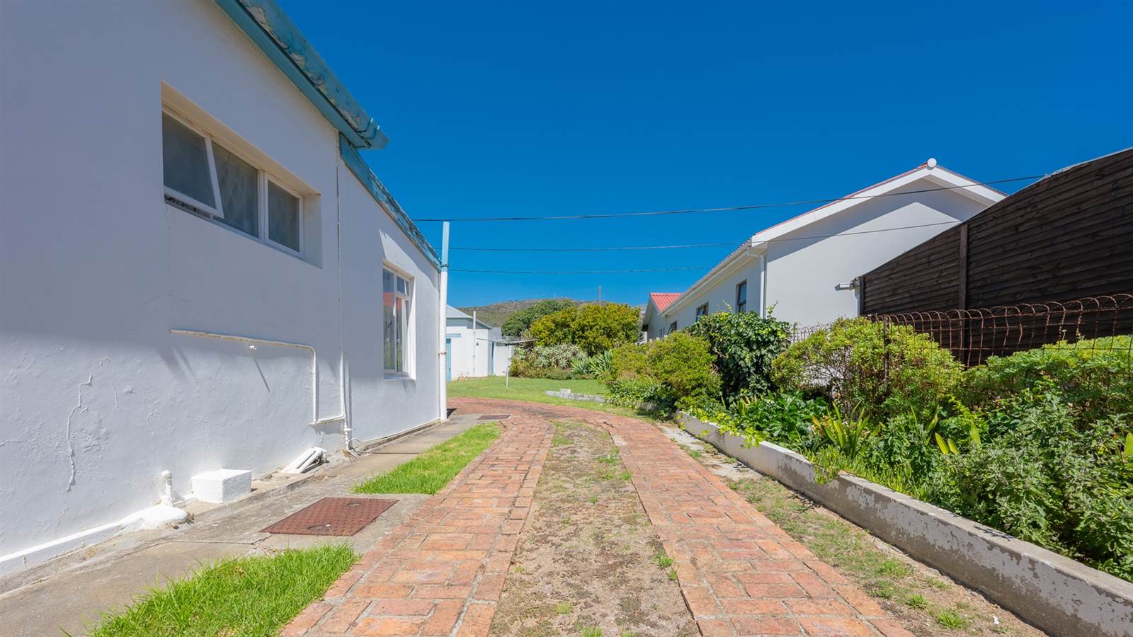 3 Bed House in Bredasdorp photo number 5