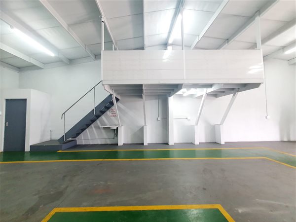 99 m² Industrial space 99 m² Industrial space