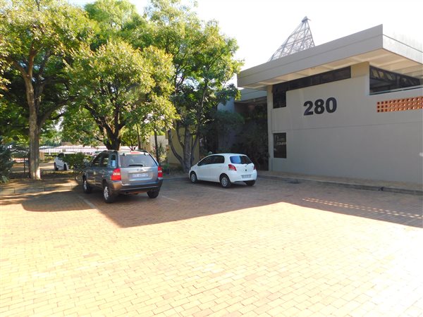 275  m² Commercial space in Ferndale