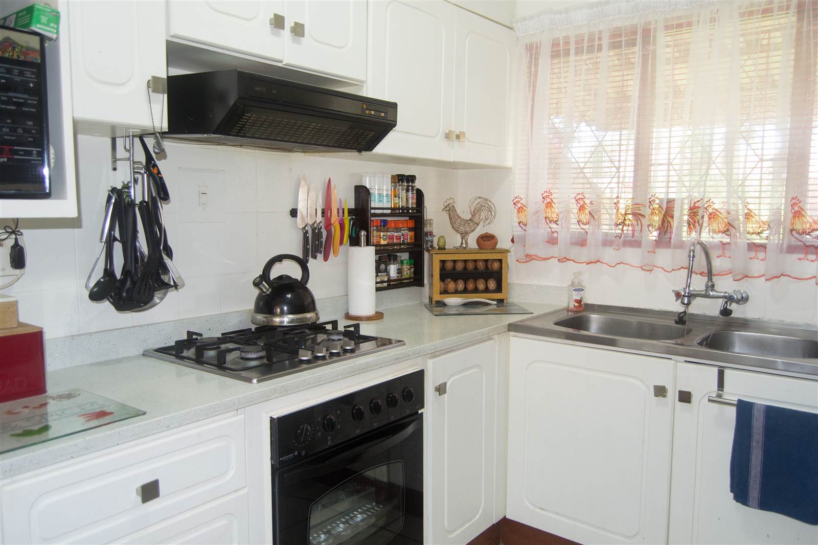 2 Bed Townhouse in Scottburgh South photo number 12