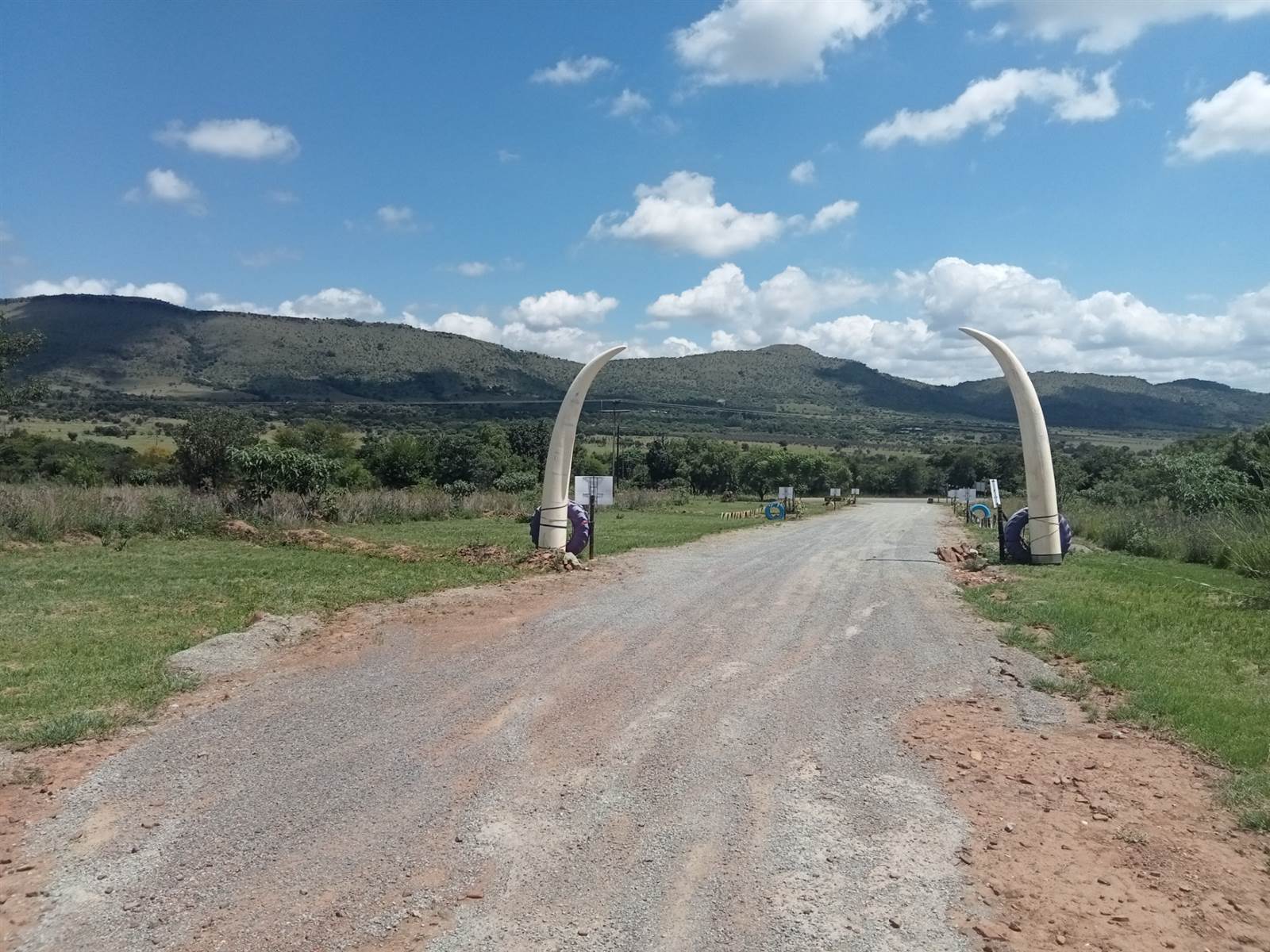 8.6 ha Land available in Hartbeespoort Dam photo number 1