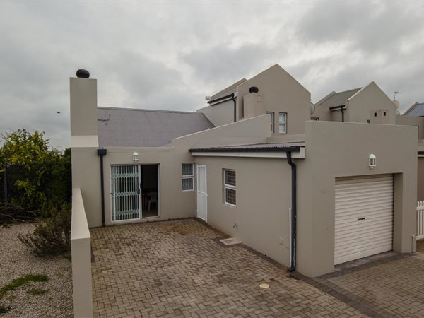 2 Bed Townhouse