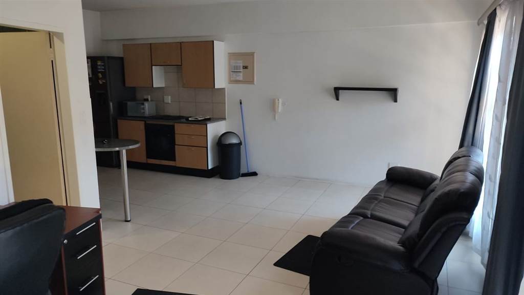 1 Bed Apartment in Braamfontein Werf photo number 1