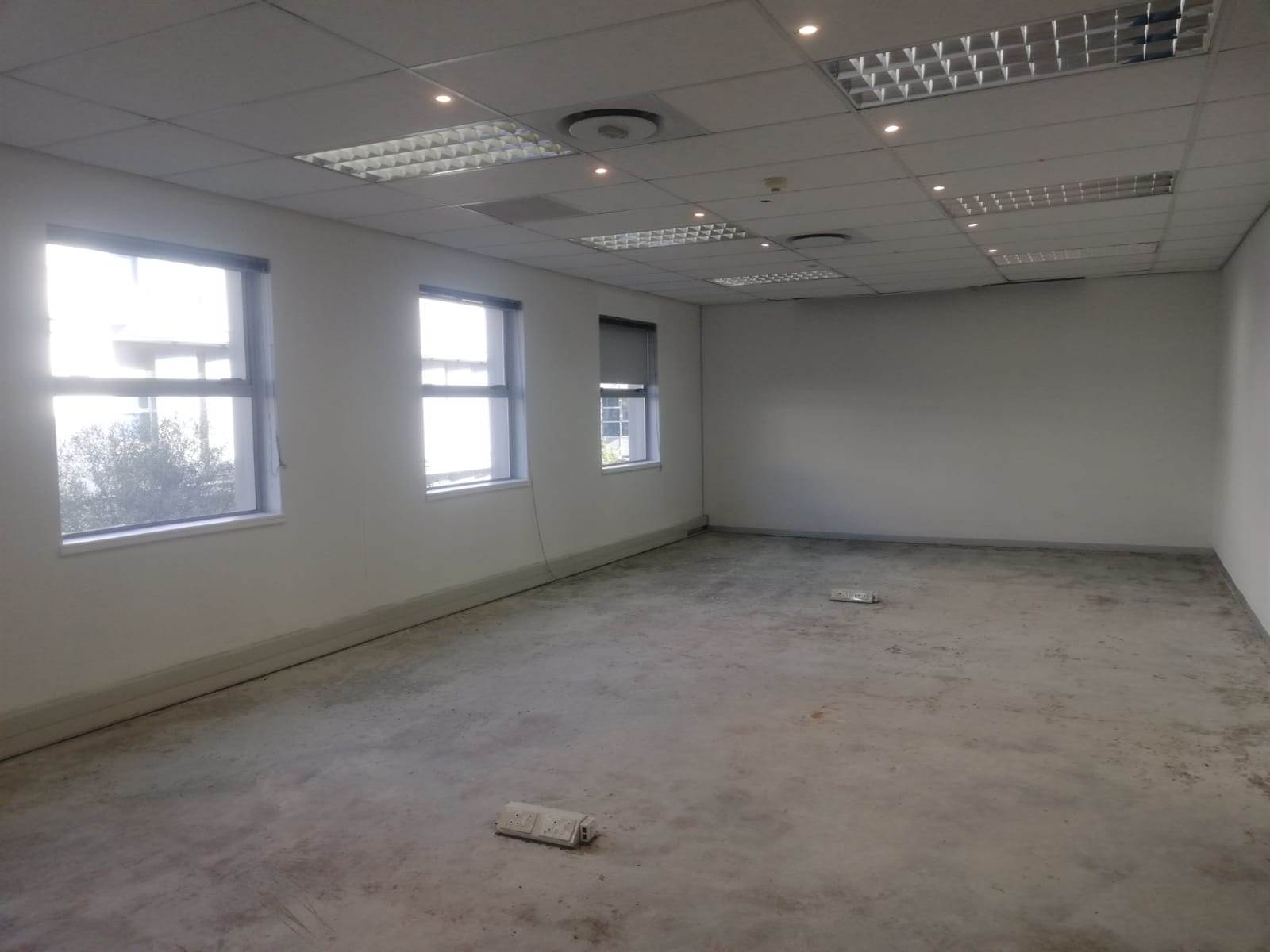 705.9  m² Commercial space in Woodmead photo number 15