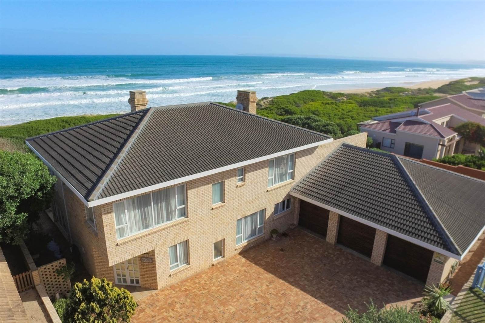 5 Bed House in Outeniqua Strand photo number 1