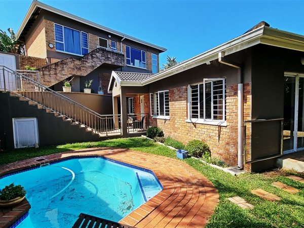 4 Bed House in Shelly Beach