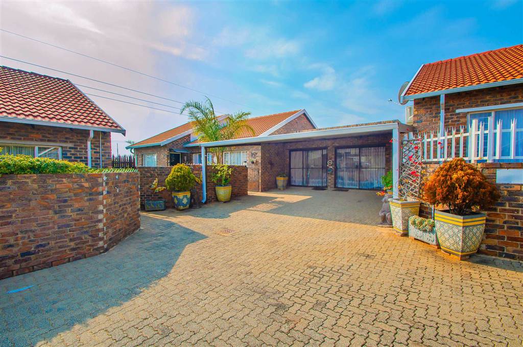 3 Bedroom Cluster