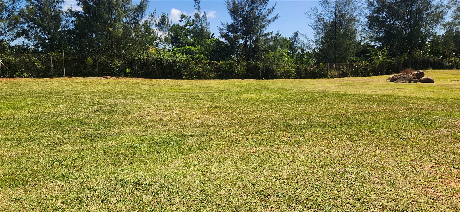762 m² Land available in Port Edward photo number 11