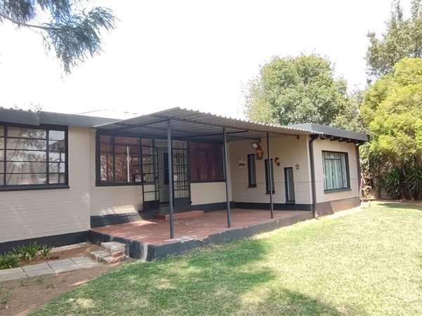 3 Bedroom House 3 Bedroom House
