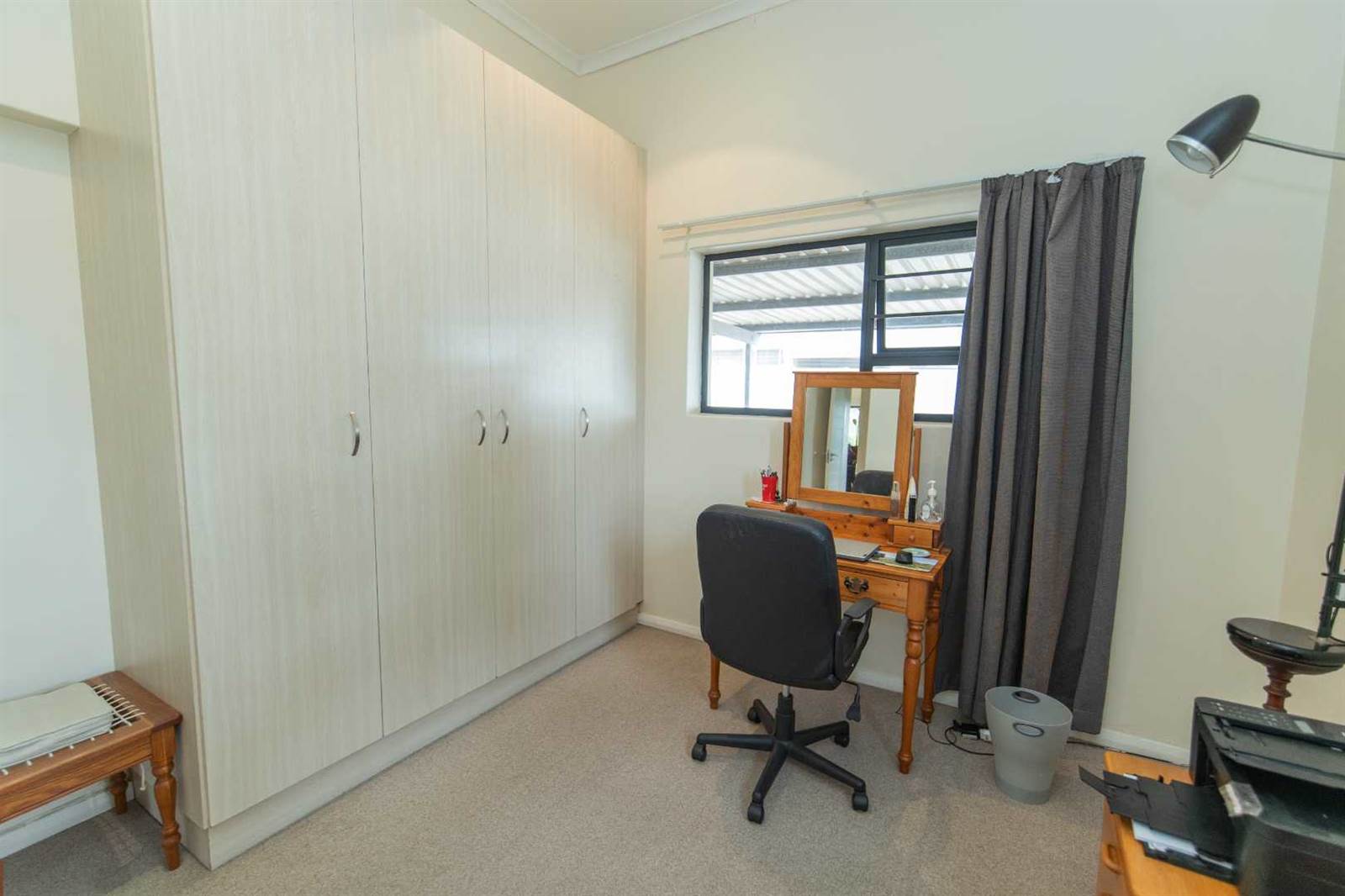 2 Bed Apartment in Walmer photo number 23