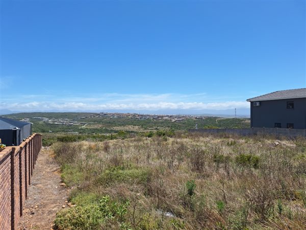 840 m² Land available in Island View