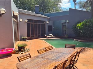 11418 ha Farm in Rand Collieries