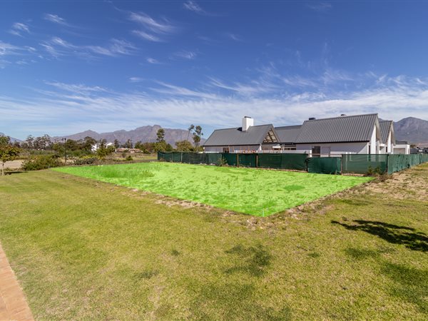 746 m² Land available in Pearl Valley