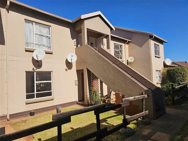 2 Bedroom Townhouse 2 Bedroom Townhouse