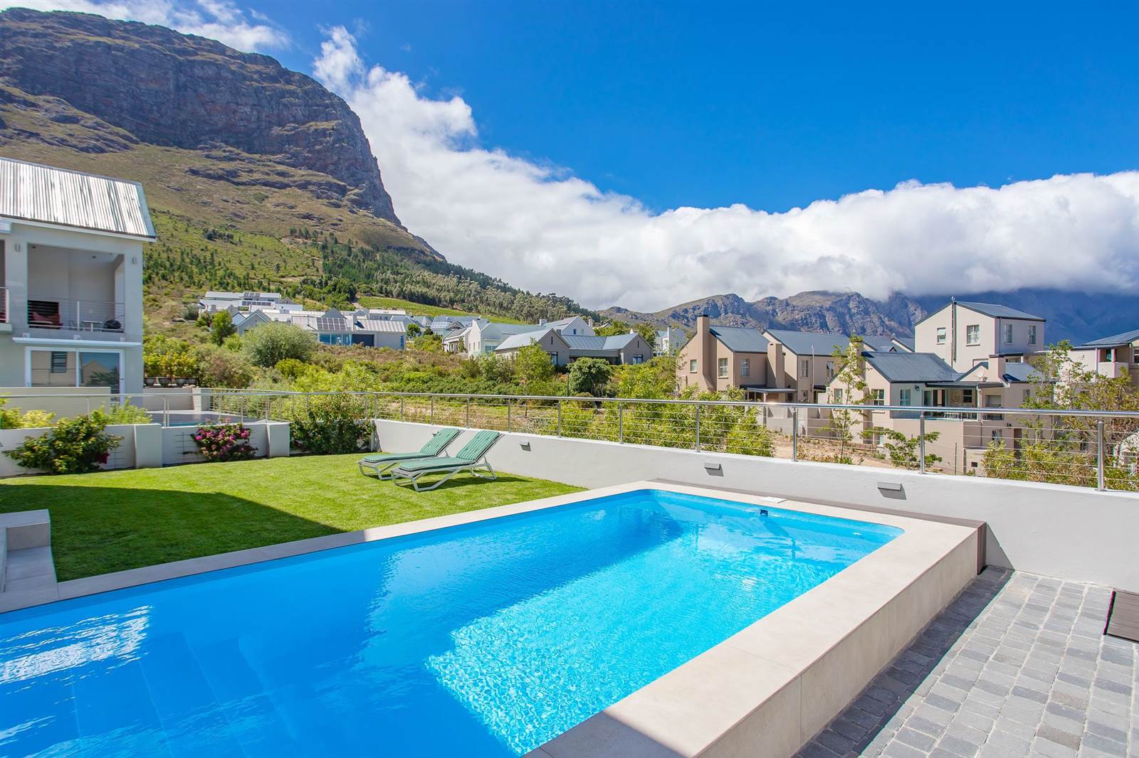 4 Bed House in Franschhoek photo number 20