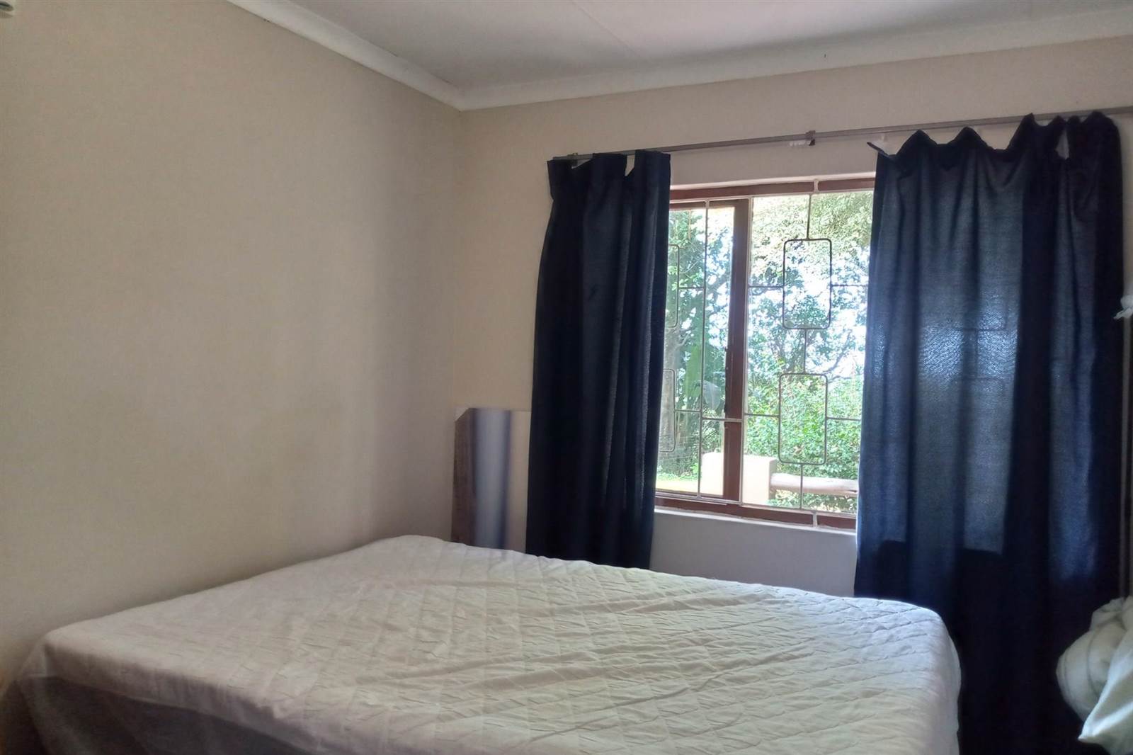 2 Bed House in Uvongo photo number 18