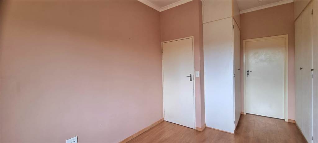 2 Bed Apartment in Country View photo number 16