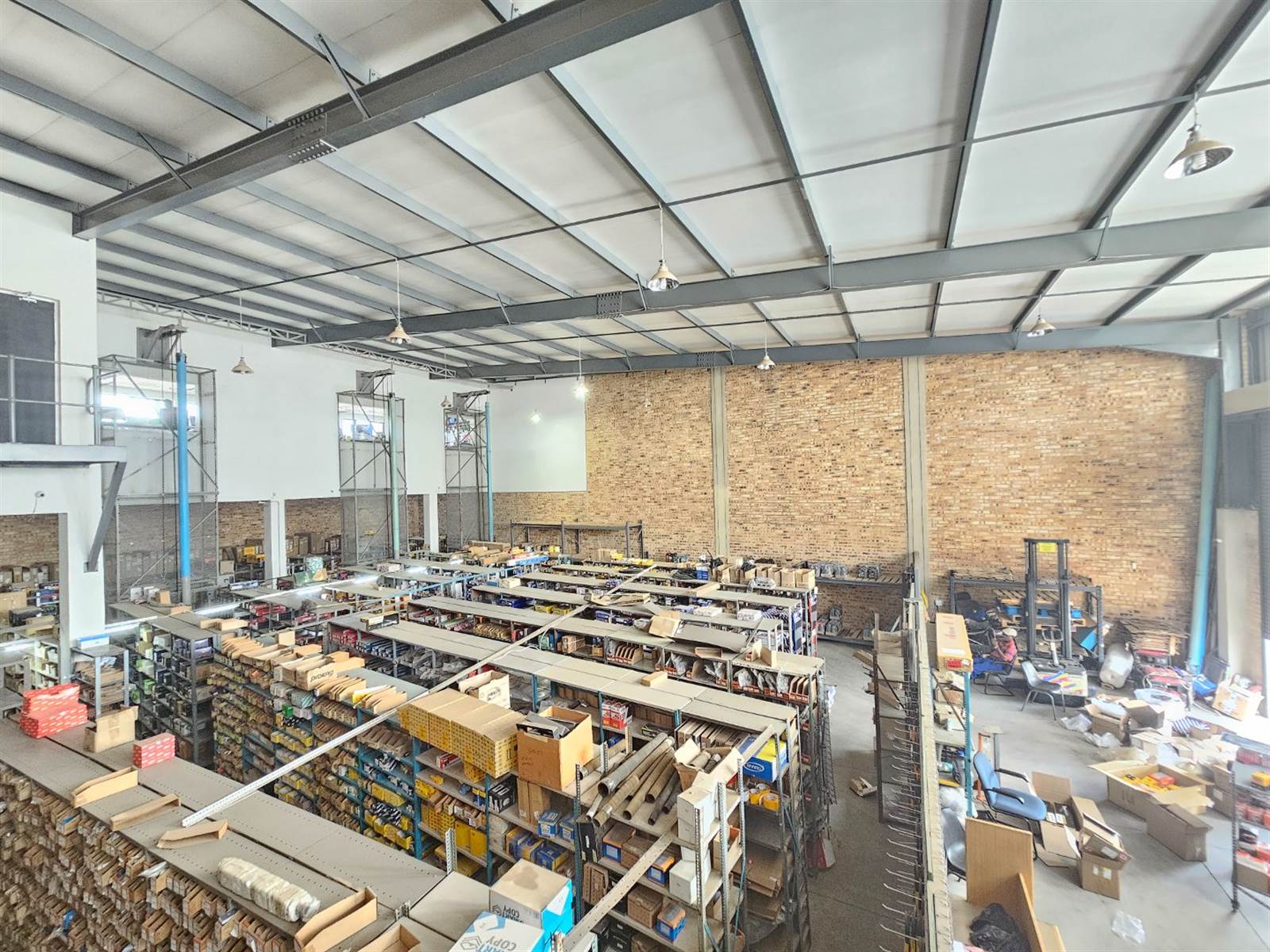 782  m² Industrial space in North Riding photo number 7