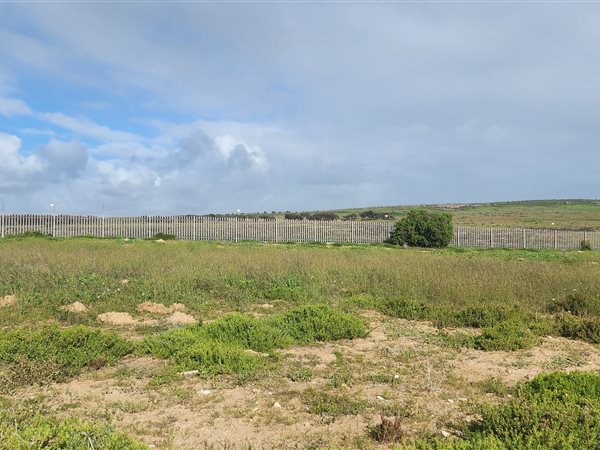 486 m² Land