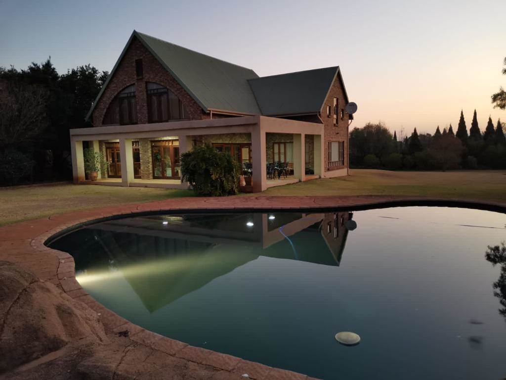 6 Bed House in Mooikloof Equestrian Estate photo number 30