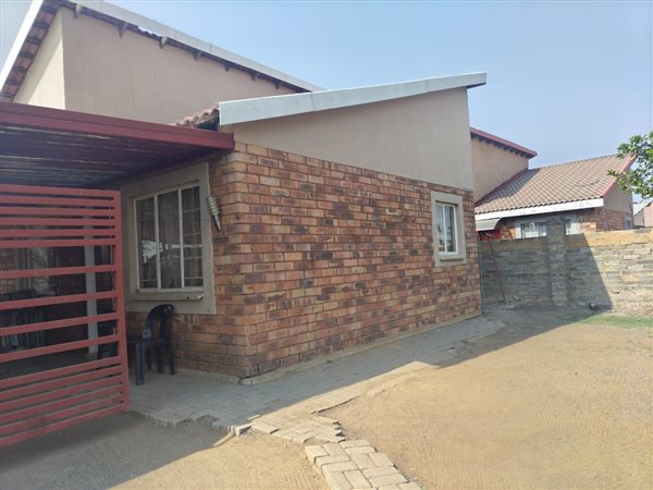 3 Bedroom House 3 Bedroom House