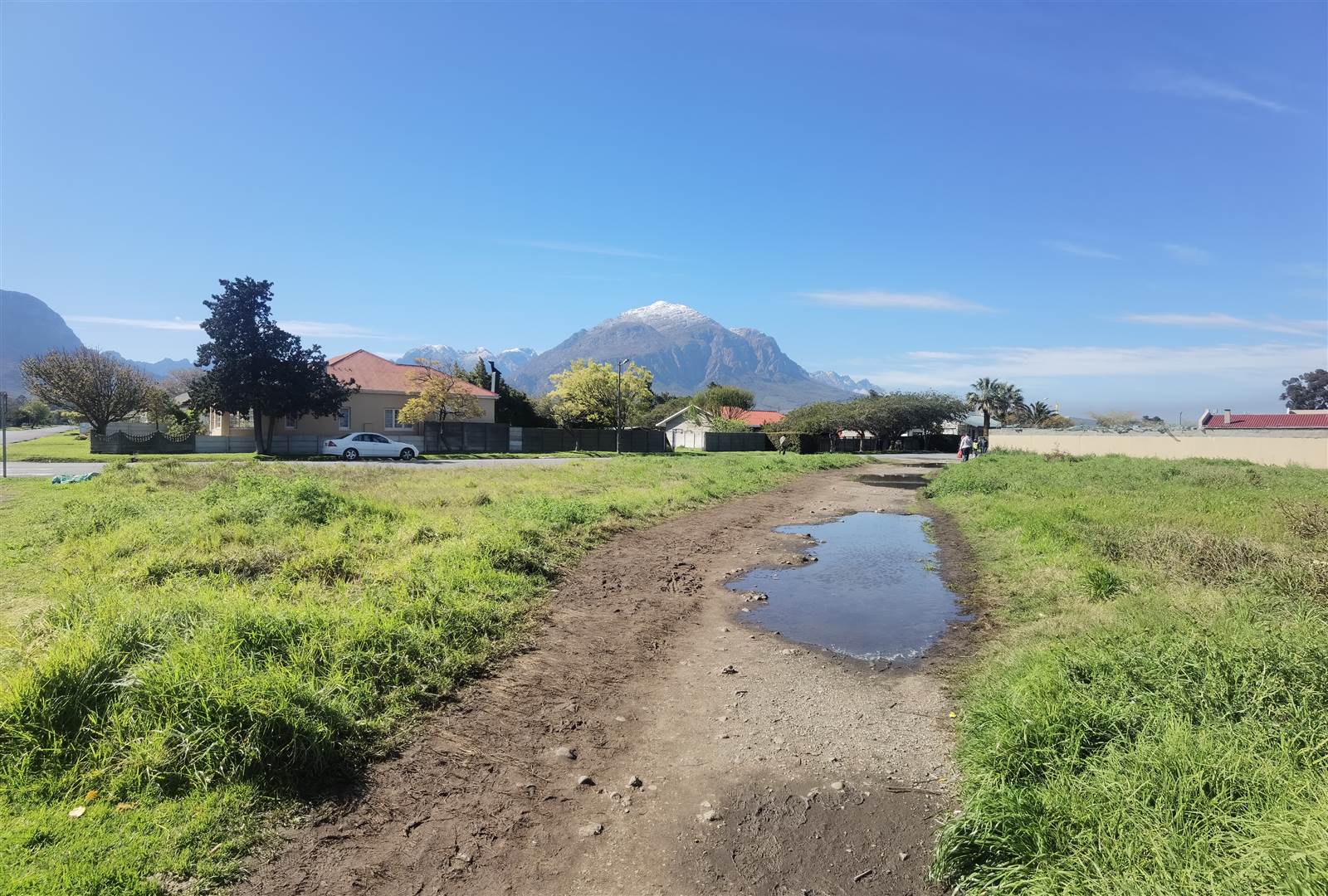 1233 m² Land available in Wolseley photo number 2