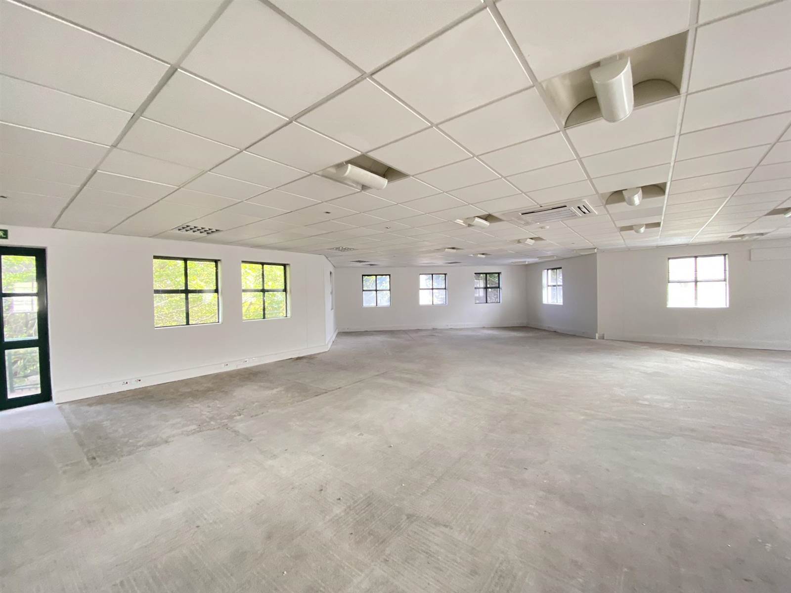 375  m² Commercial space in Kenilworth photo number 4