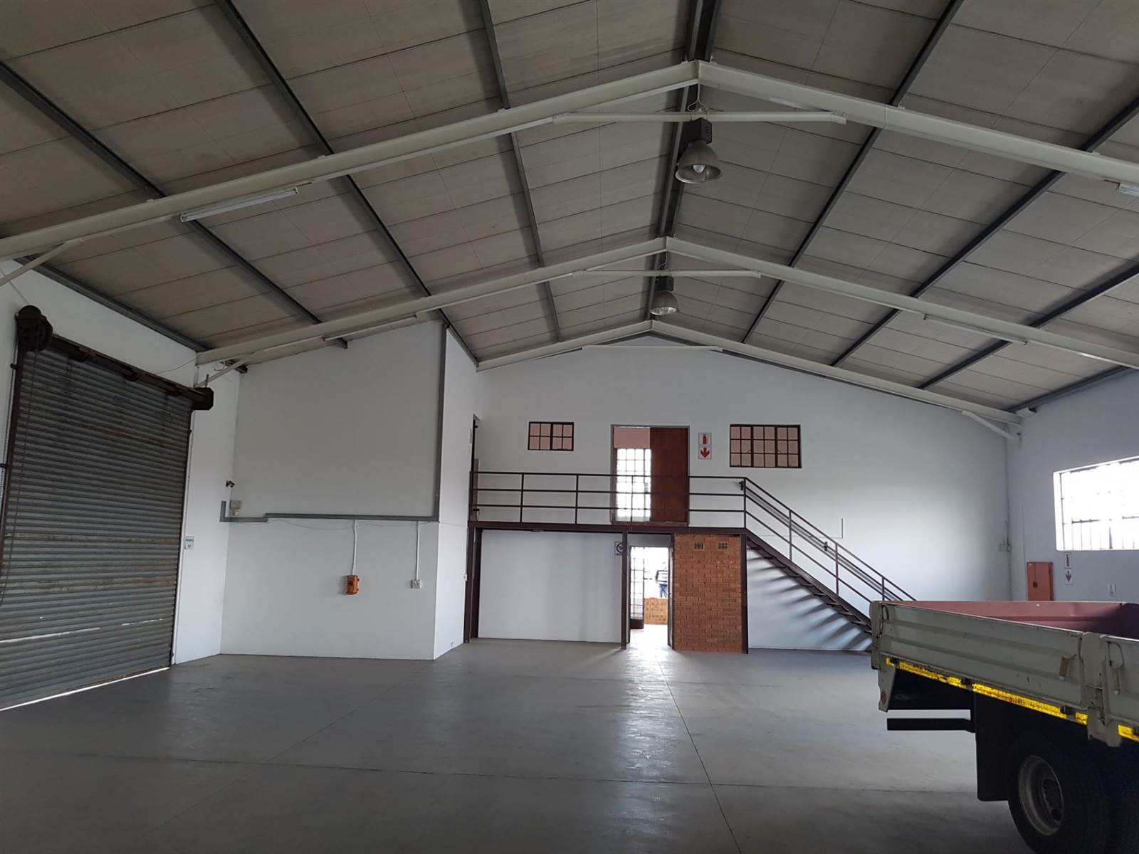 1000  m² Commercial space in Evander photo number 5