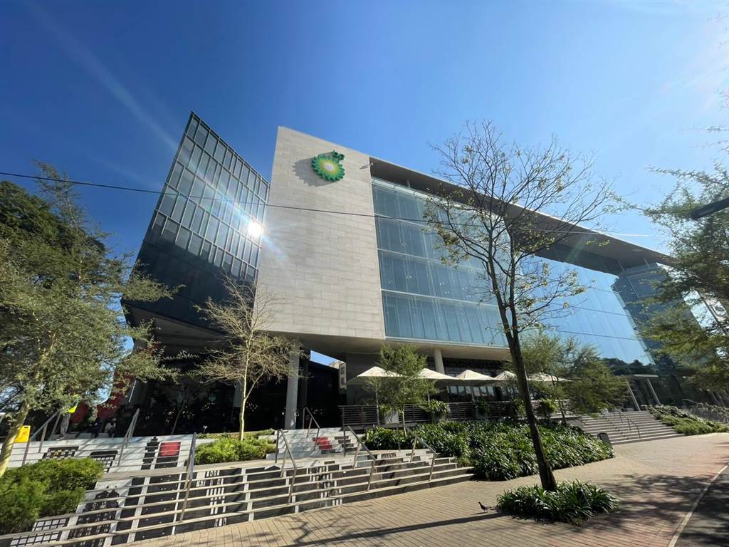 1693  m² Commercial space in Rosebank photo number 4