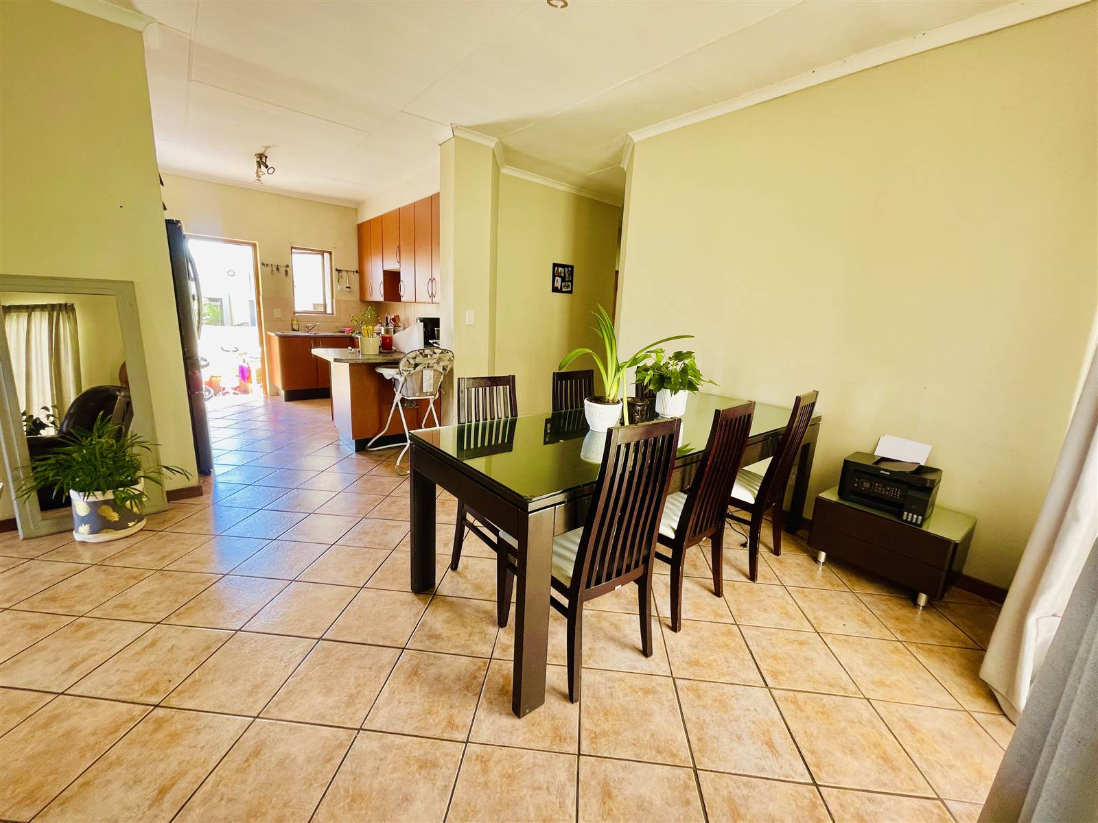 3 Bed Townhouse in Kyalami Hills photo number 5