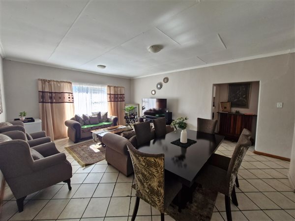 2 Bedroom Townhouse 2 Bedroom Townhouse