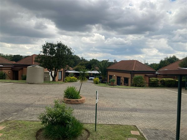 2 Bedroom Townhouse 2 Bedroom Townhouse