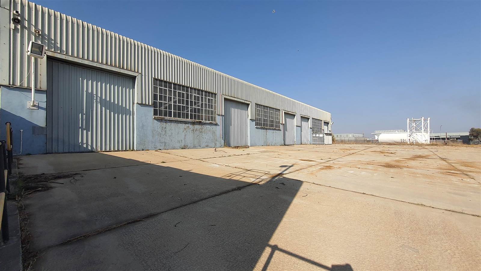 2000  m² Industrial space in Chloorkop photo number 20