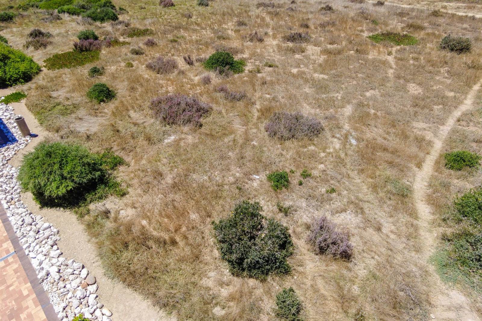 819 m² Land available in Langebaan Country Estate photo number 4