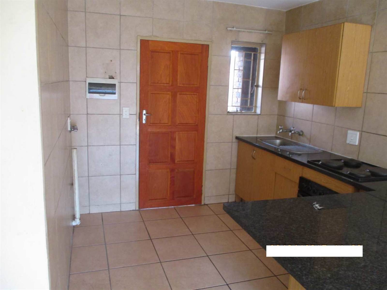 2 Bed Apartment in Booysens photo number 5