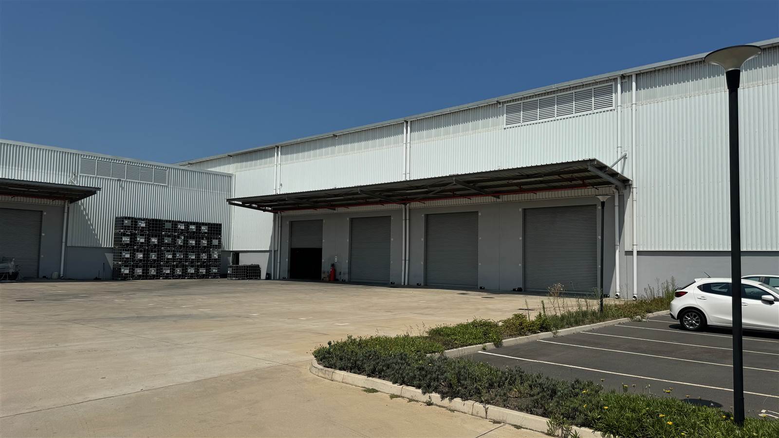 3717  m² Industrial space in Cornubia photo number 4