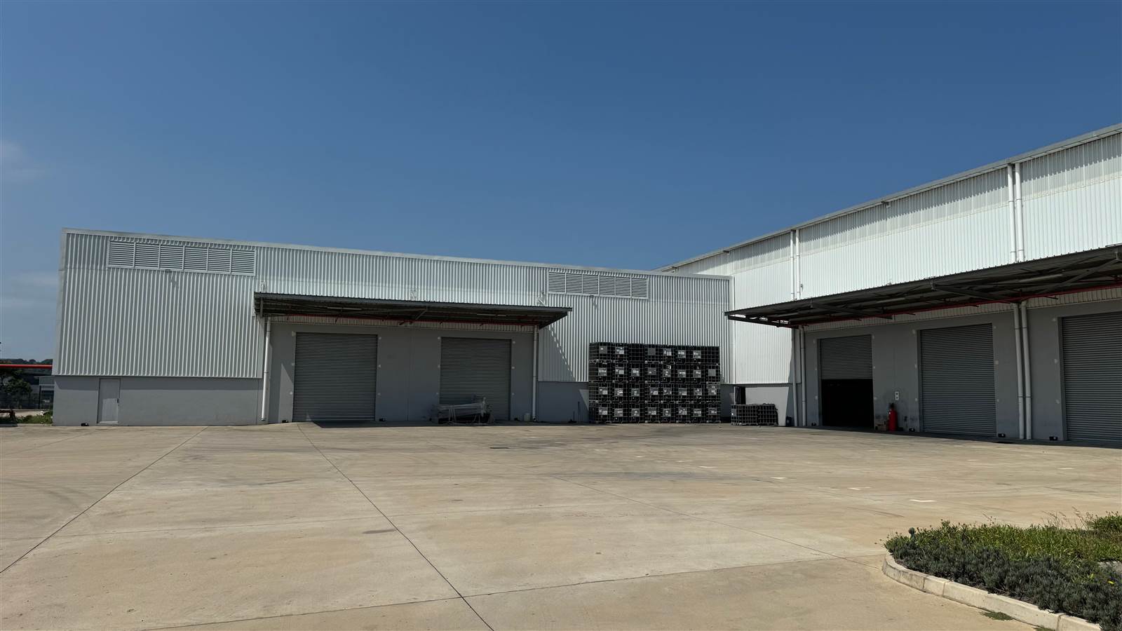 3717  m² Industrial space in Cornubia photo number 5